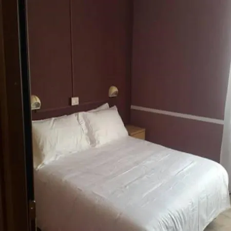 Raphael Hotel