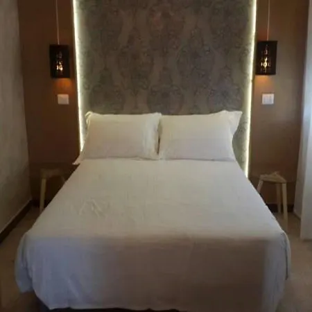 Raphael Hotel