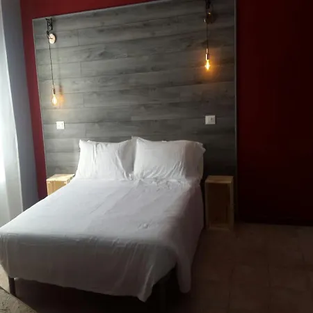 Raphael Hotel